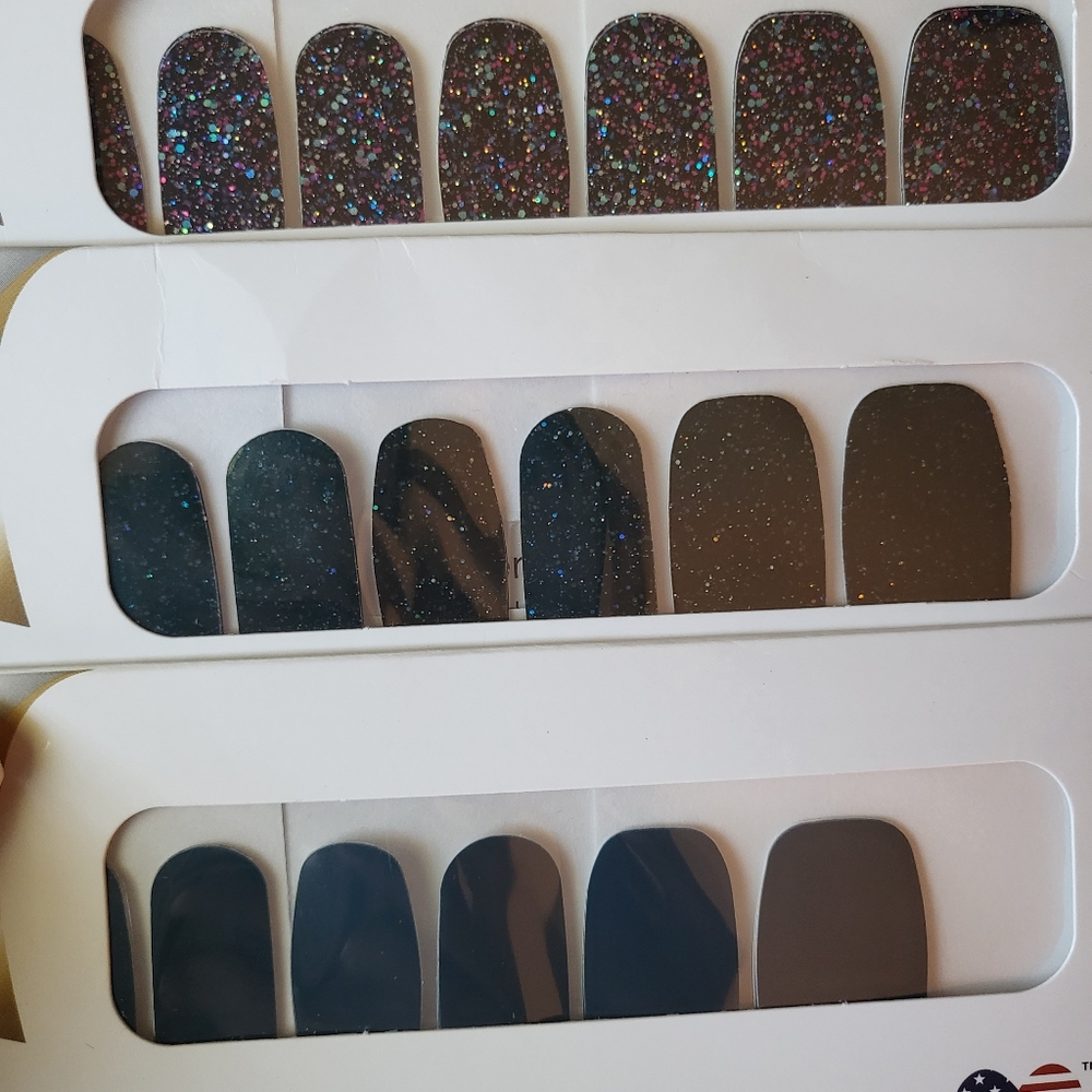 Color street nail polish strips